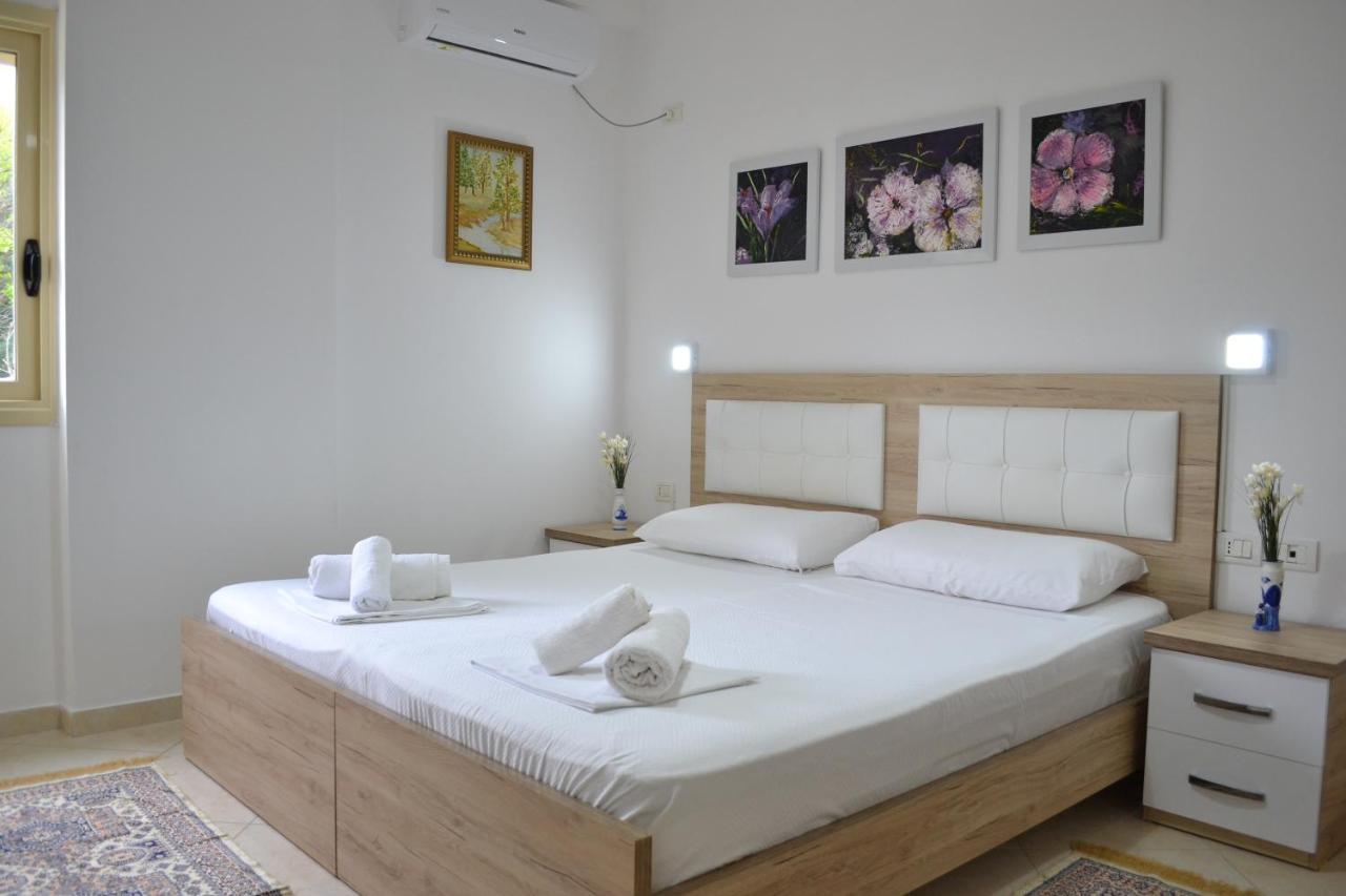 Flowers & Green 2 Bedrooms Apartment & Box Garage Vlore Ngoại thất bức ảnh