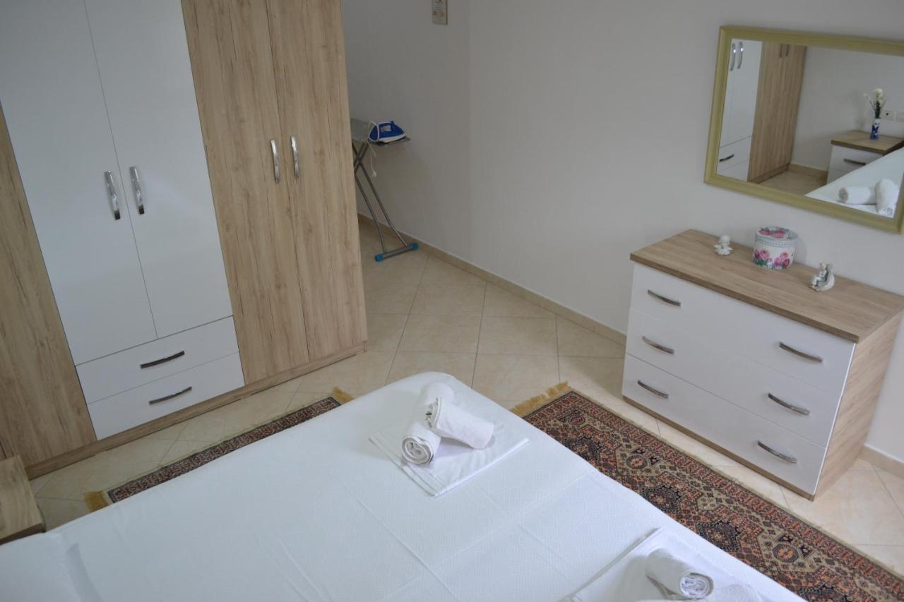 Flowers & Green 2 Bedrooms Apartment & Box Garage Vlore Ngoại thất bức ảnh