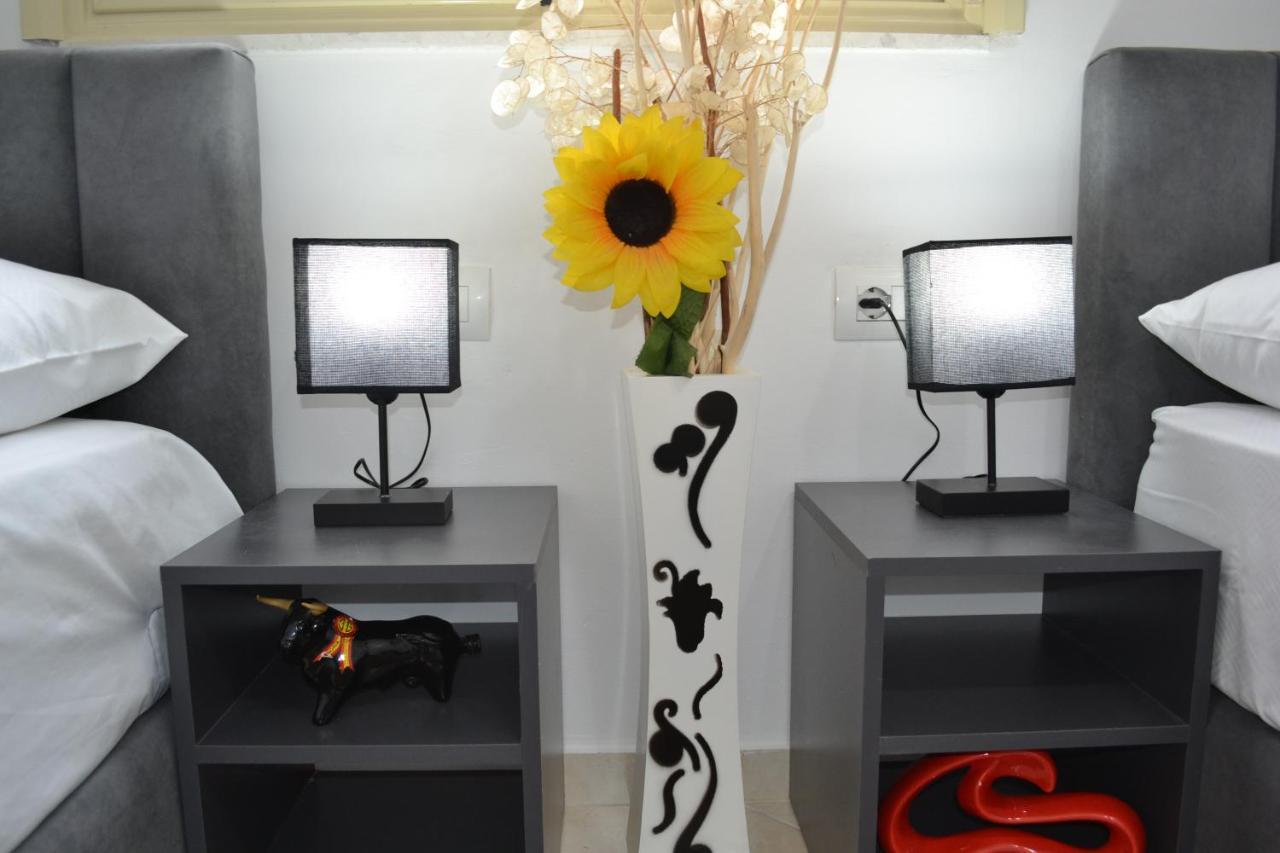 Flowers & Green 2 Bedrooms Apartment & Box Garage Vlore Ngoại thất bức ảnh
