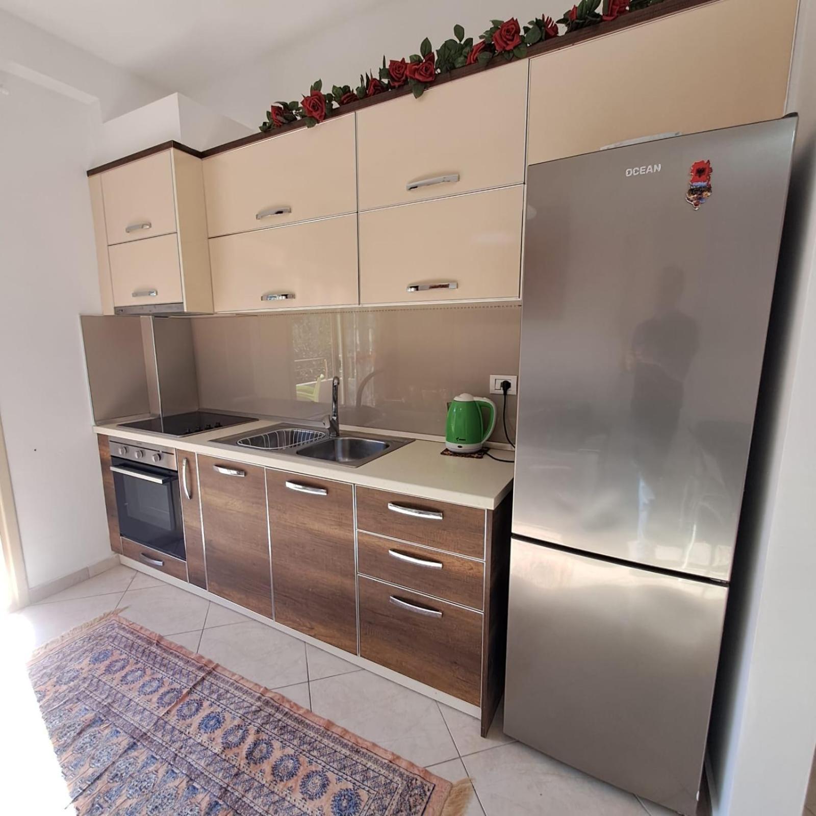 Flowers & Green 2 Bedrooms Apartment & Box Garage Vlore Ngoại thất bức ảnh