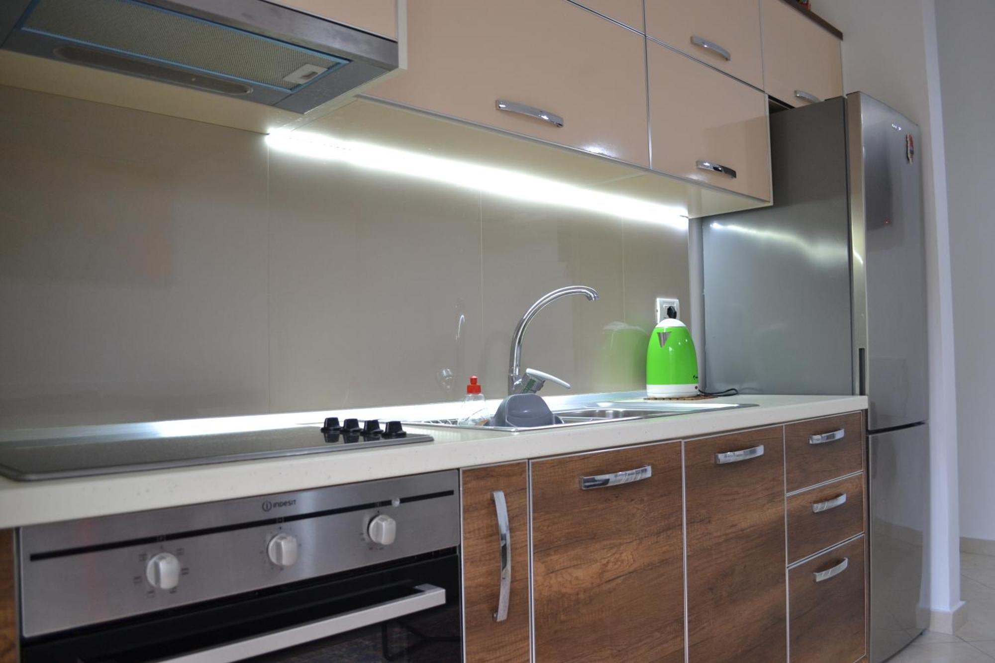 Flowers & Green 2 Bedrooms Apartment & Box Garage Vlore Ngoại thất bức ảnh