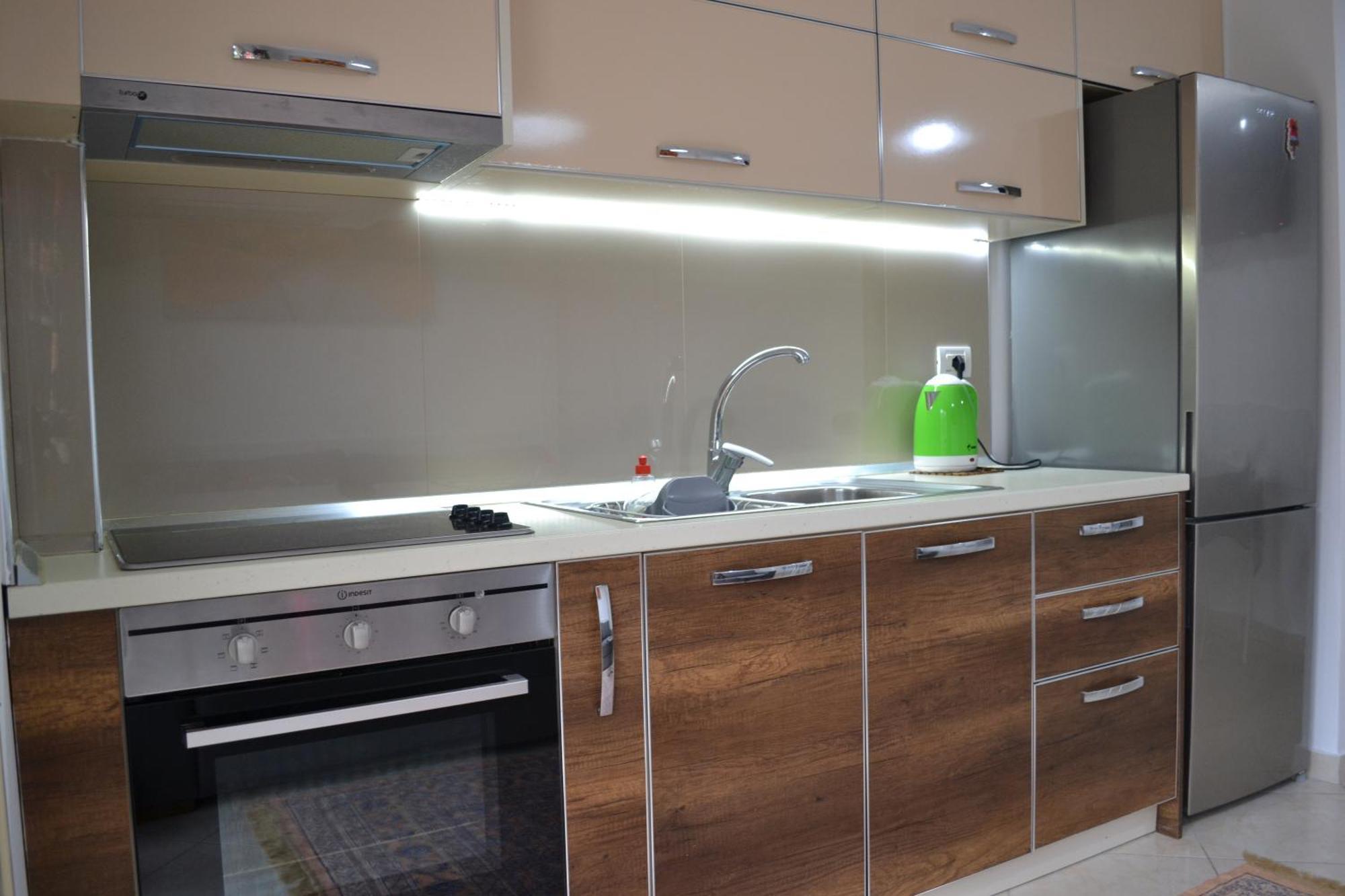 Flowers & Green 2 Bedrooms Apartment & Box Garage Vlore Ngoại thất bức ảnh